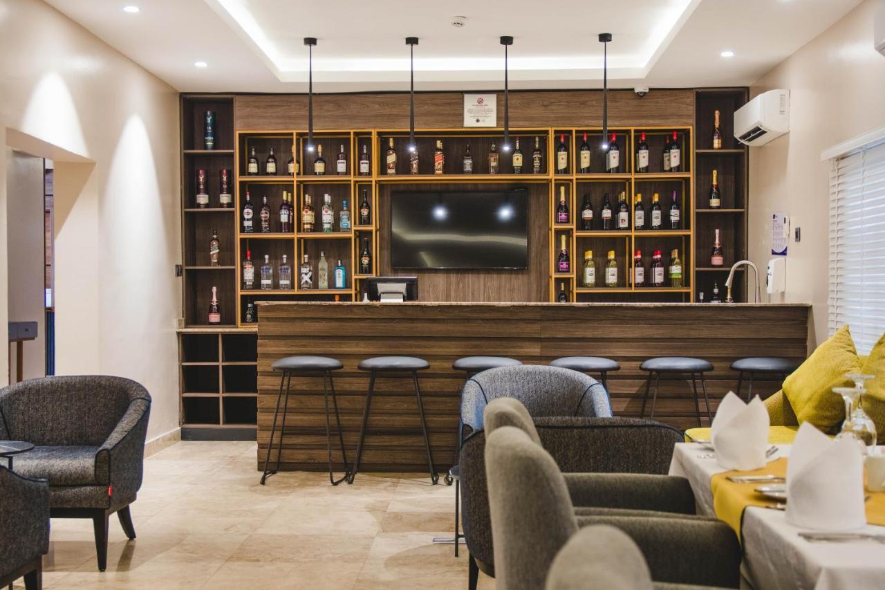 Amber City Hotels 오웨리 외부 사진