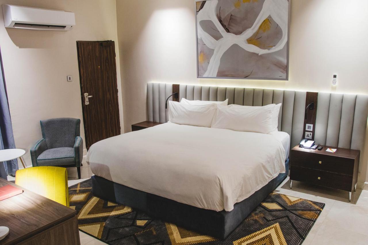 Amber City Hotels 오웨리 외부 사진